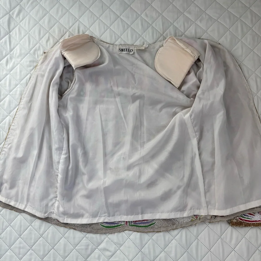 Vintage SweeLo 100% Silk Fully Beaded Embroidered Jacket – Size M (8-10)